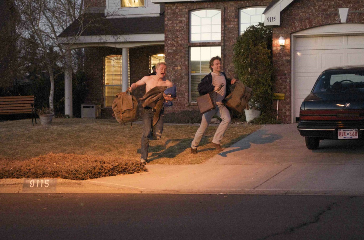 Кадры из Том и Вайт уделывают Америку (2010)