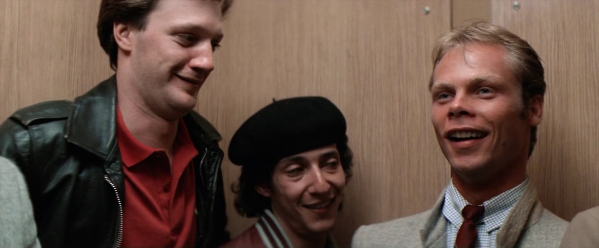 Кадры из Грязный Гарри 4: Внезапный удар (1983)