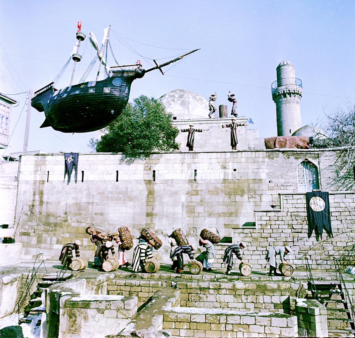 Кадры из Легенда о Сурамской крепости (1986)