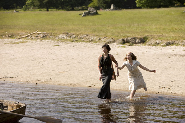 Трещины (2009)