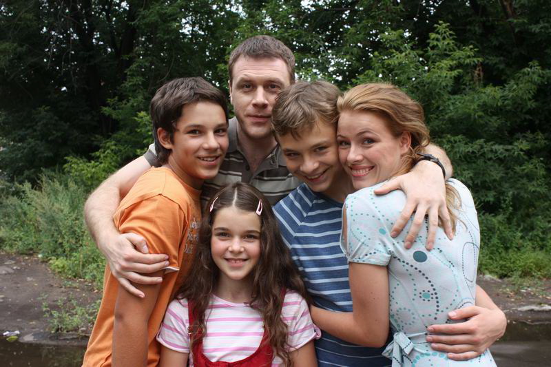 Кадры из Спальный район (2011)