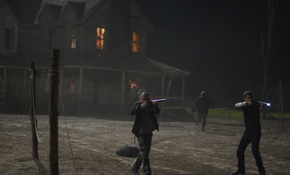 Кадры из Кровавый ручей (2009)