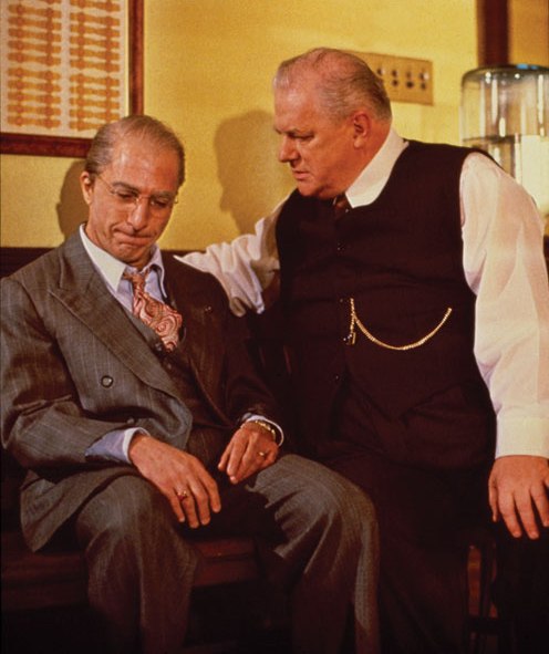 Кадры из Смерть коммивояжера (1985)