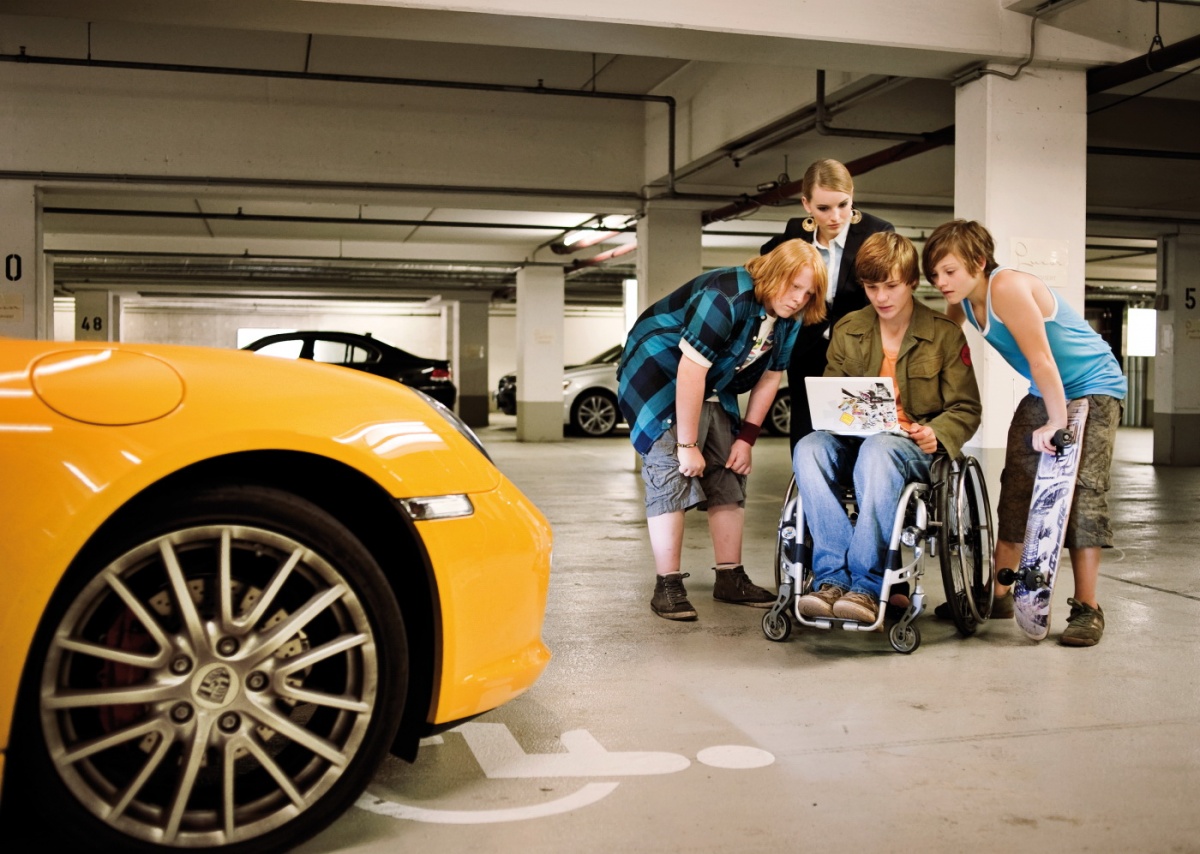 Кадры из Деревенские крокодилы 2 (2010)