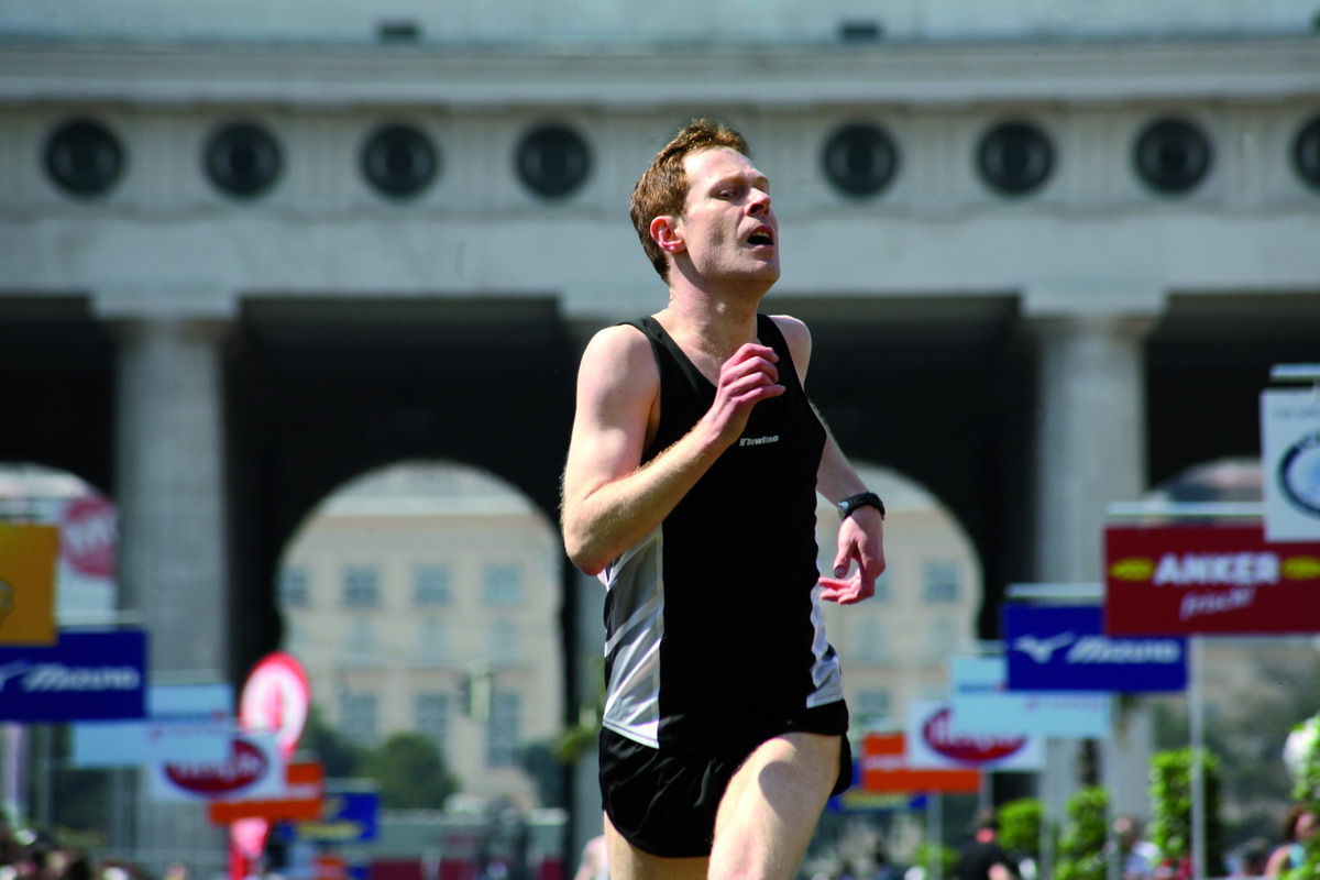 Грабитель (2010)