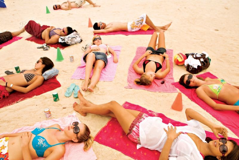 Кадры из Любовь невозможна (2010)