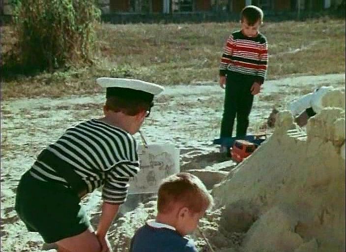 Кадры из Валькины паруса (1975)