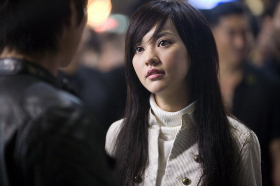 Кадры из Чёрный и белый (2009)