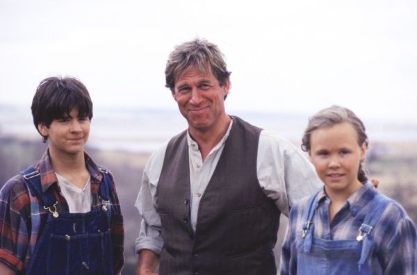 Кадры из Охотник на динозавров (ТВ) (2000)