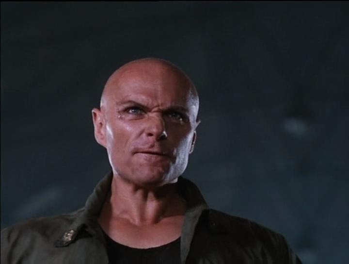 Кадры из Киборг-полицейский 2 (1994)