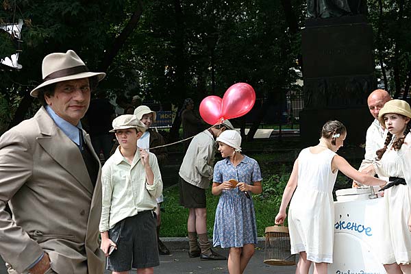 Кадры из Вольф Мессинг: Видевший сквозь время (2009)