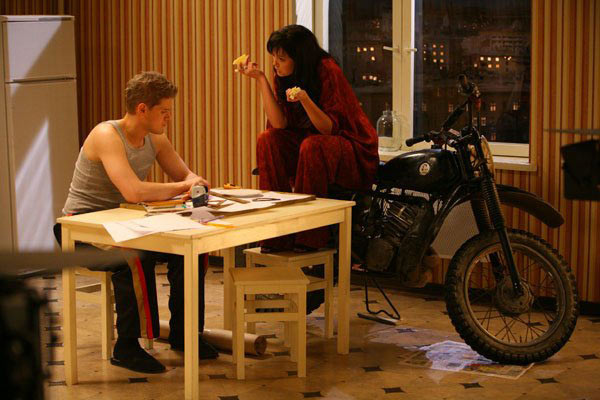 Кадры из Право на счастье (2007)