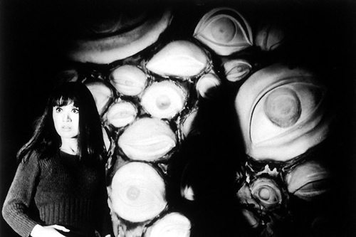 Кадры из Слепое чудовище (1969)