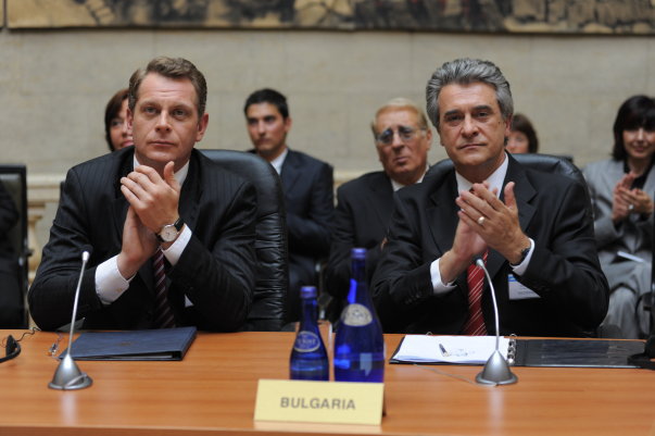 Кадры из Миссия Лондон (2010)