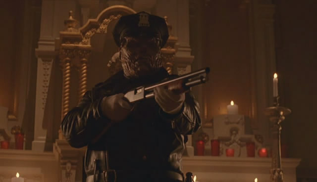 Кадры из Маньяк-полицейский 3: Знак молчания (1992)