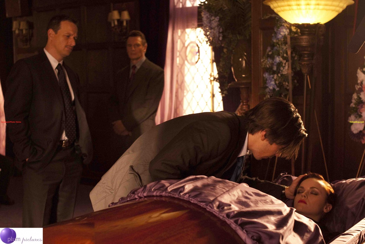 Жизнь за гранью (2009)