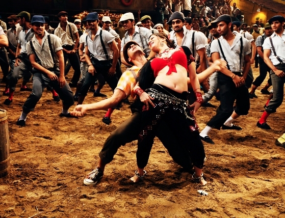 Кадры из Хочешь жить – умей вертеться! (2010)