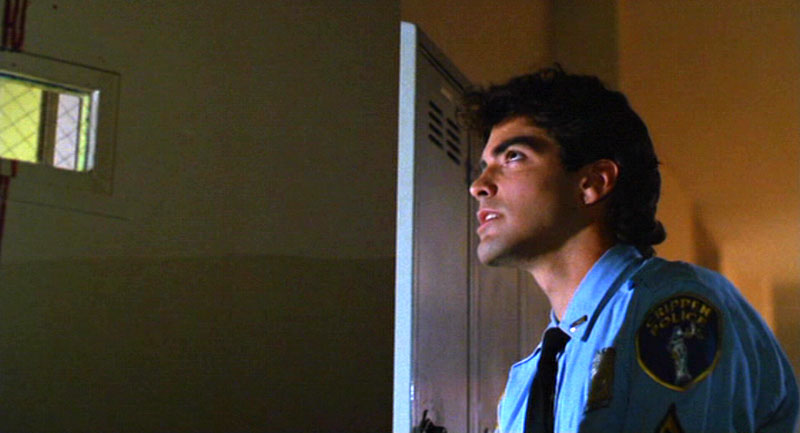 Кадры из Возвращение в школу ужасов (1987)