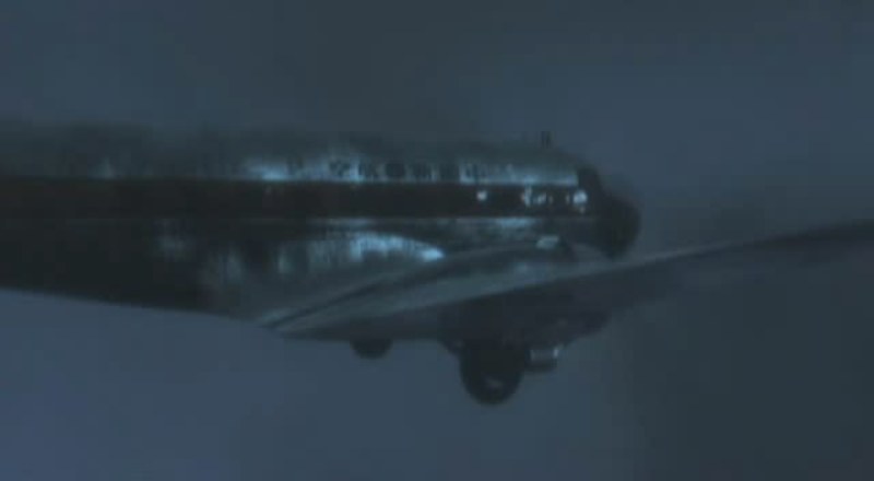 Кадры из Остров раптора (2004)