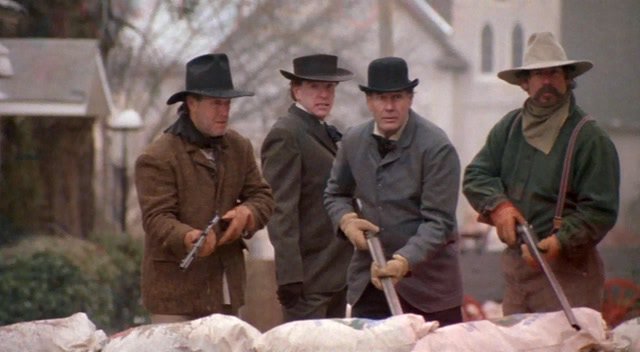 Кадры из Френк и Джесси (1994)