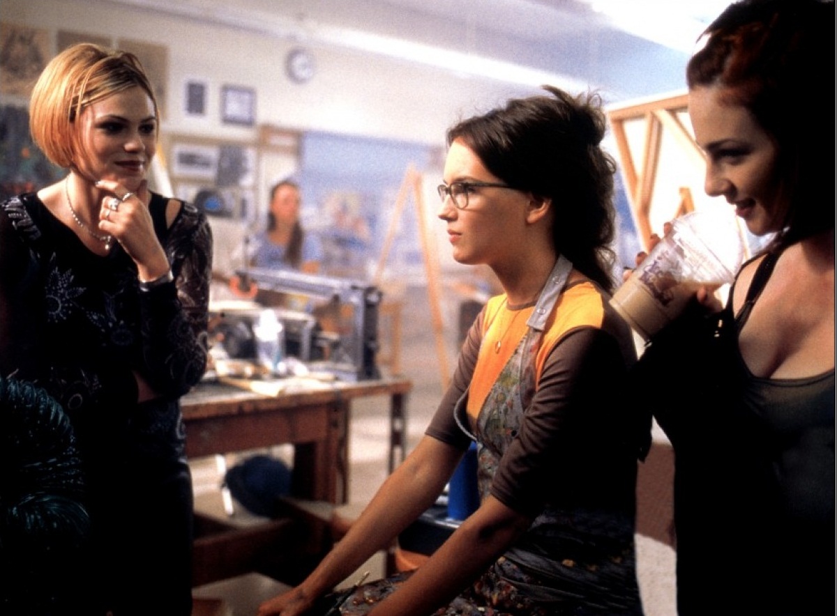 Кадры из Это всё она (1999)