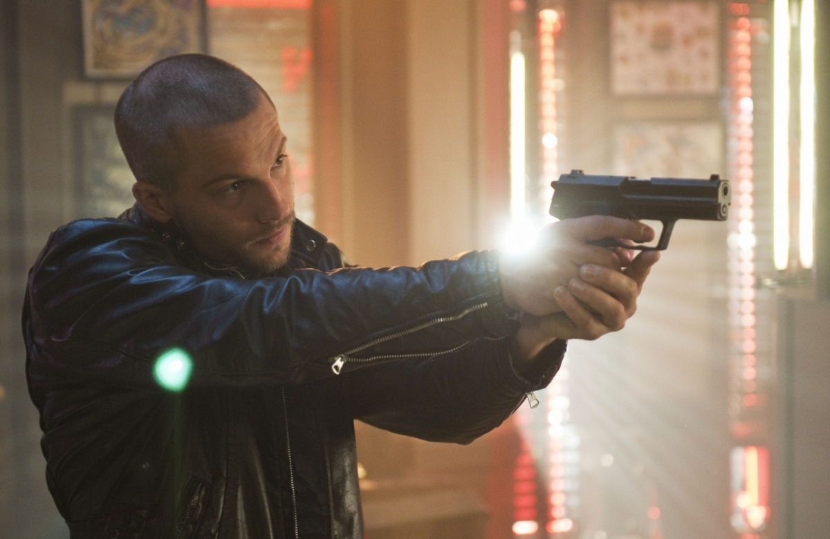 Под прикрытием (2009)