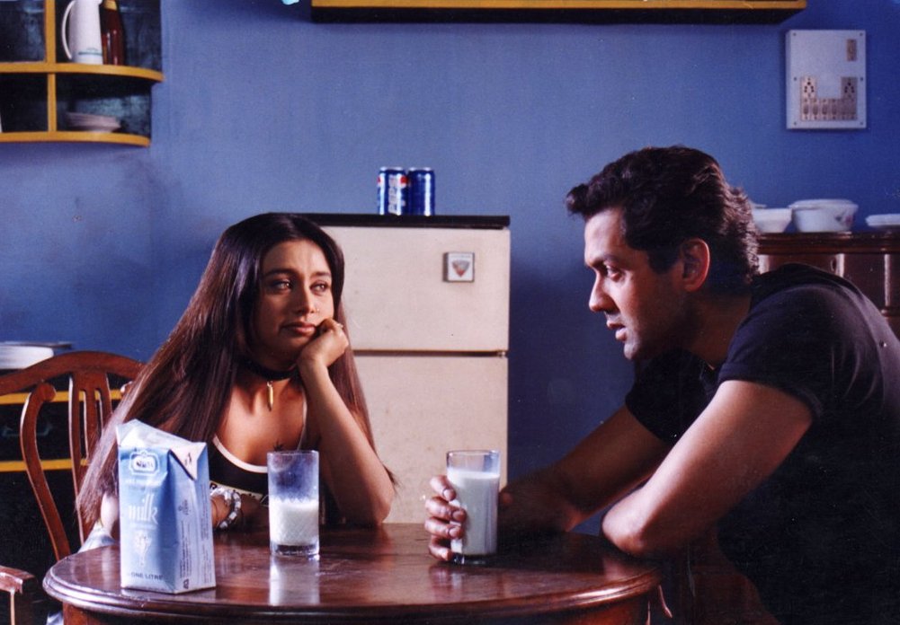 Кадры из Скорпион (2000)