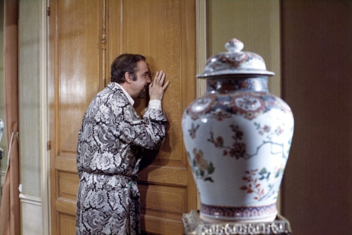 Кадры из Скромное обаяние буржуазии (1972)