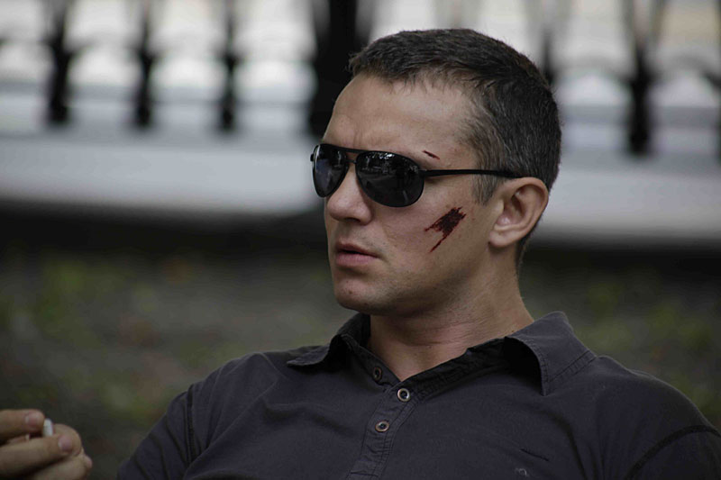 Кадры из Человек ниоткуда (2010)