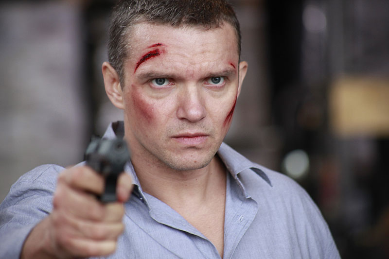 Кадры из Человек ниоткуда (2010)