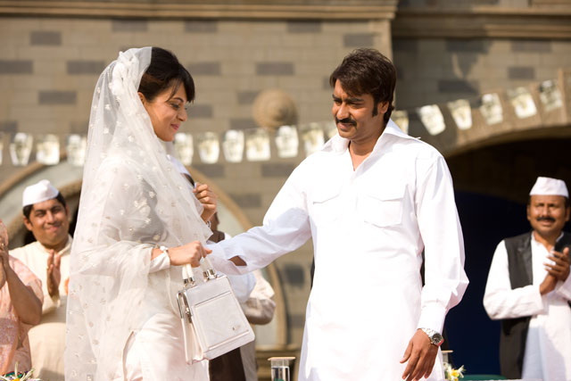 Кадры из Однажды в Мумбаи (2010)