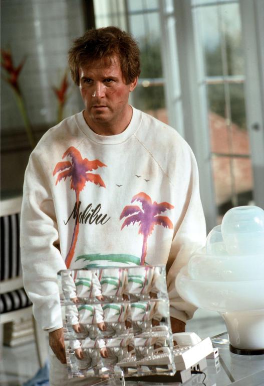 Кадры из Красивая жизнь (1990)