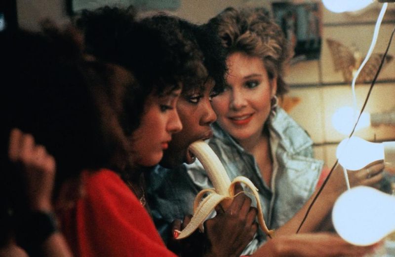 Кадры из Танец-вспышка (1983)