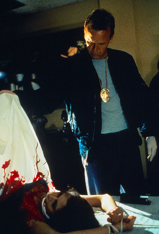 Кадры из Непристойное поведение 3 (1995)