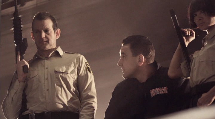 Кадры из Взаперти (2010)