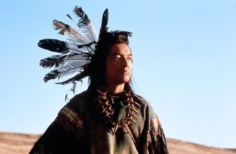 Танцующий с волками (1990)