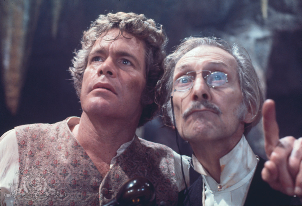 Кадры из Путешествие к центру Земли (1977)