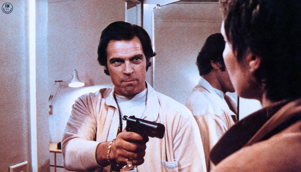 Кадры из Сила одиночки (1979)