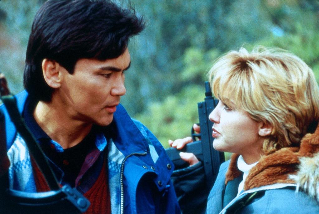 Кадры из Огненное кольцо 3: Удар льва (1994)