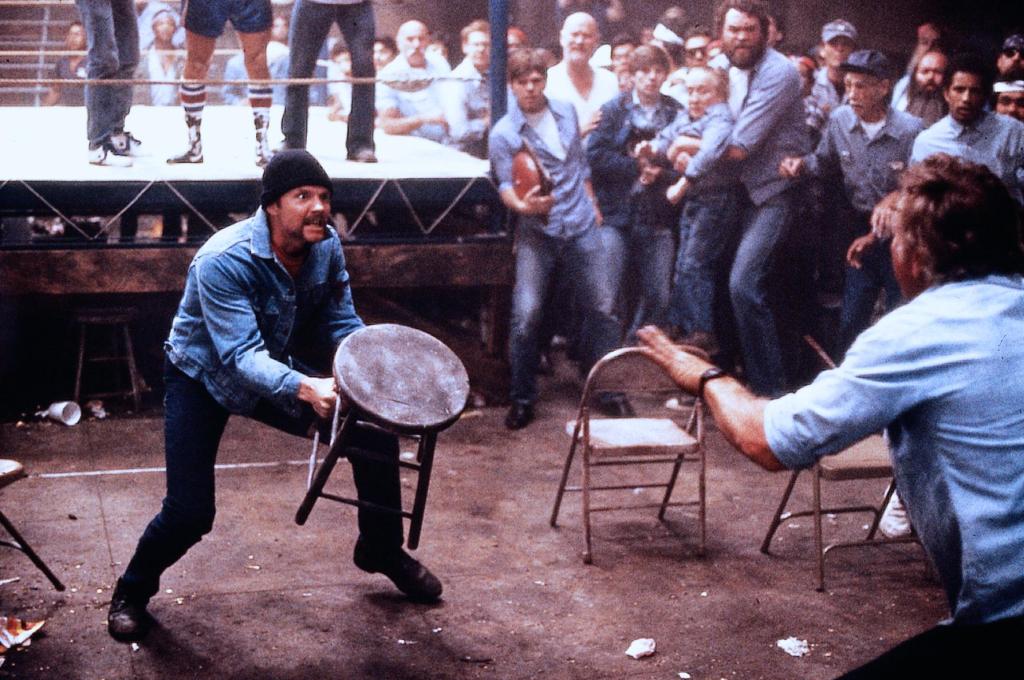 Кадры из Поезд-беглец (1985)