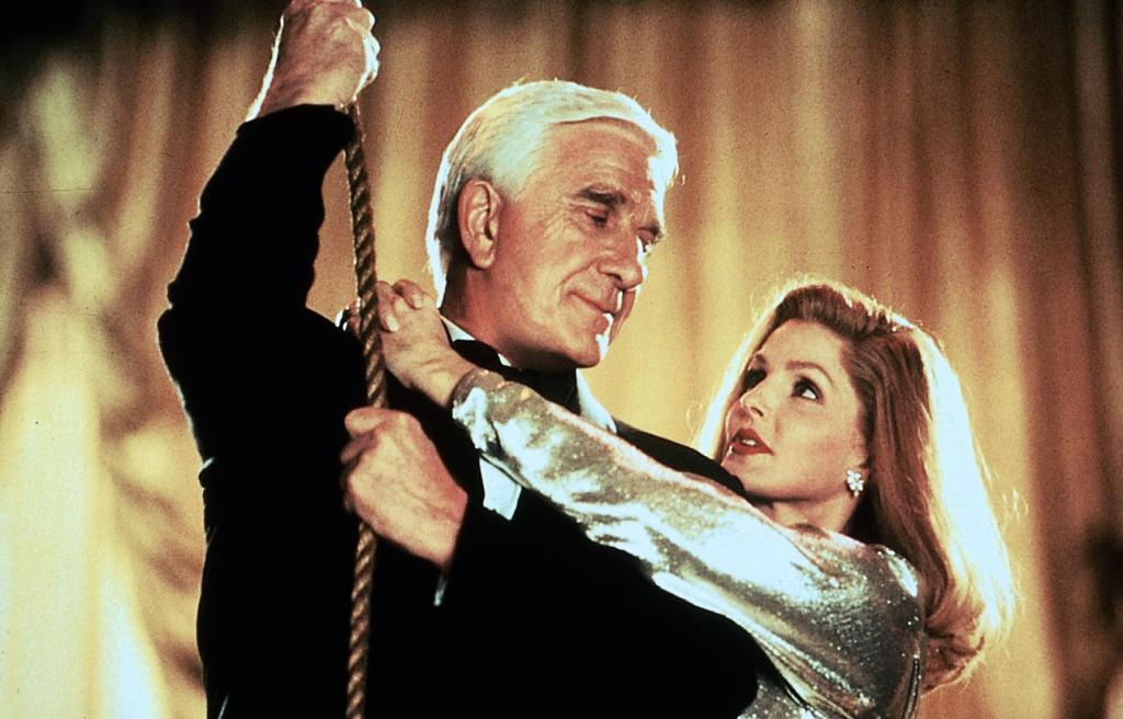 Голый пистолет 33 ⅓: Последний выпад (1994)