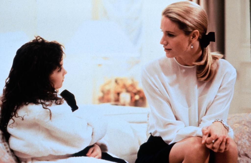 Кадры из Кудряшка Сью (1991)