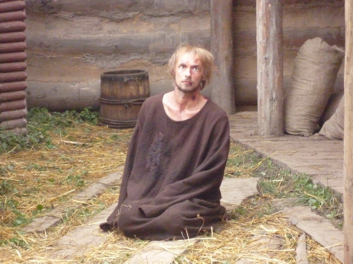 Кадры из Грозное время (2012)