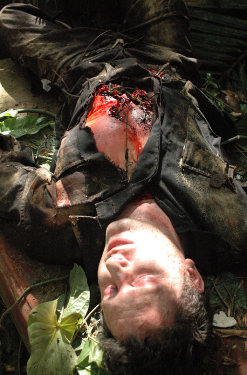 Кадры из Первобытные (2010)