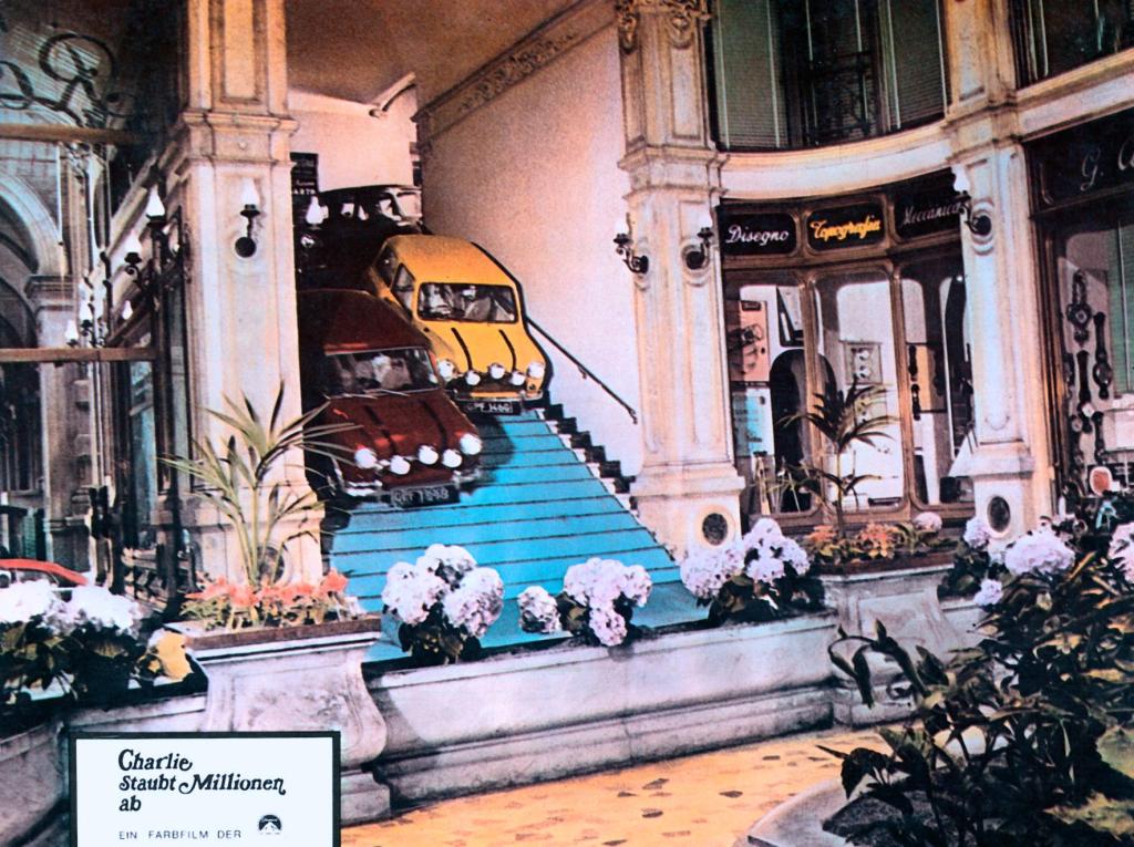 Кадры из Итальянская работа (1969)