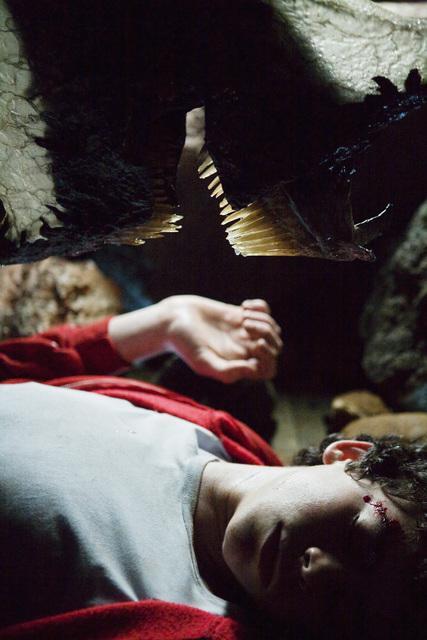 Кадры из Скользящие по небу (2009)