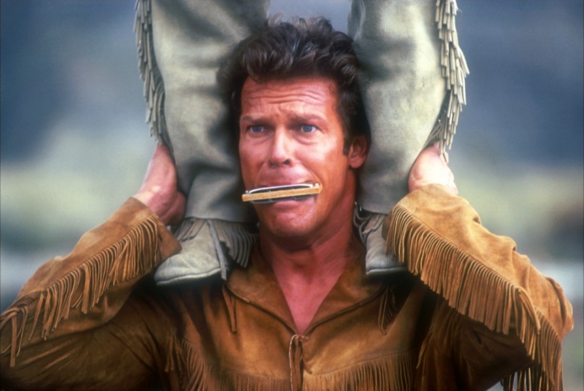 Кадры из Мокасины Маниту (2001)