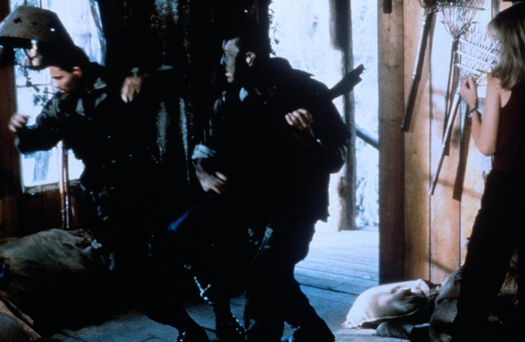 Кадры из Динамит (1997)