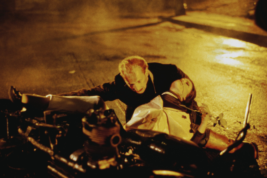 Кадры из Пляска смерти (1992)