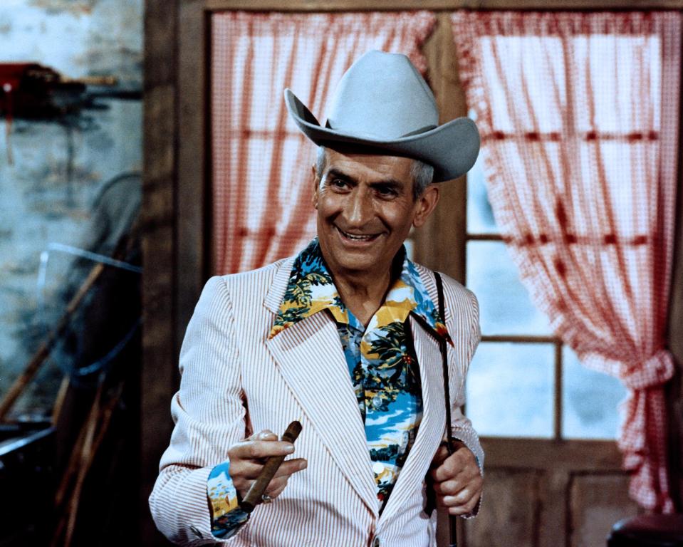 Кадры из Крылышко или ножка (1976)